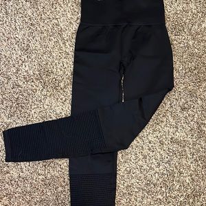 Fabletics leggings